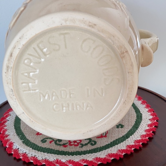 Vintage and Rare Harvest Goods ceramic pitcher - Picture 6 of 6